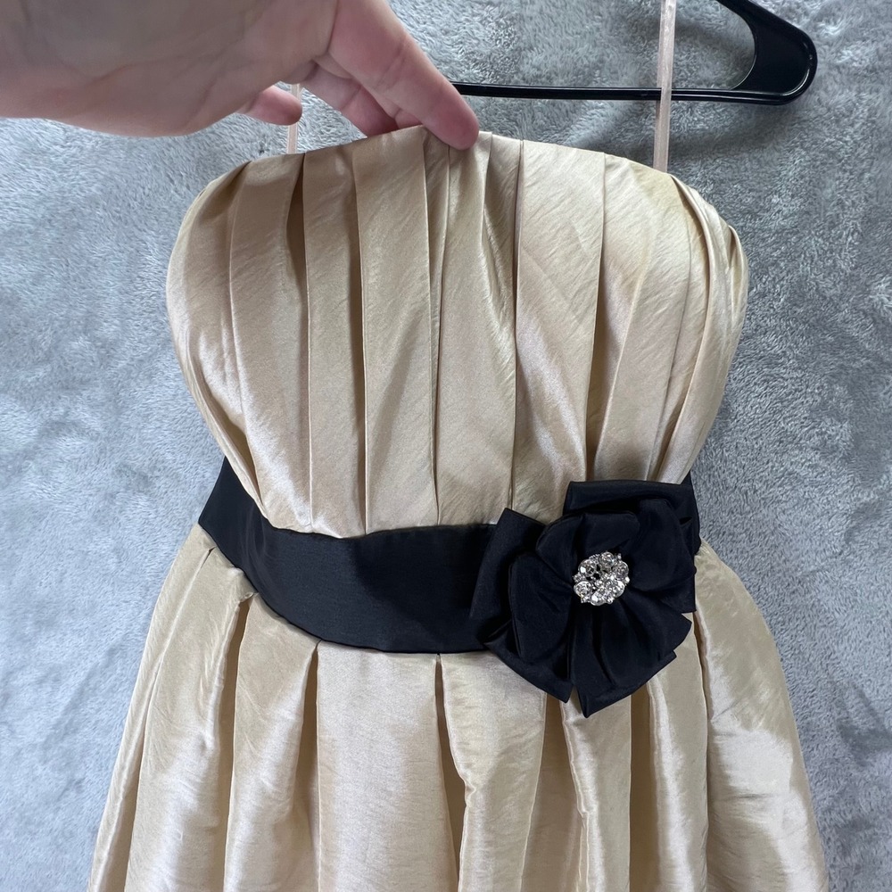 Champagne Gold Strapless Bubble Hem‎ SZ 12 Dress Regencycore Gala Coquette Party